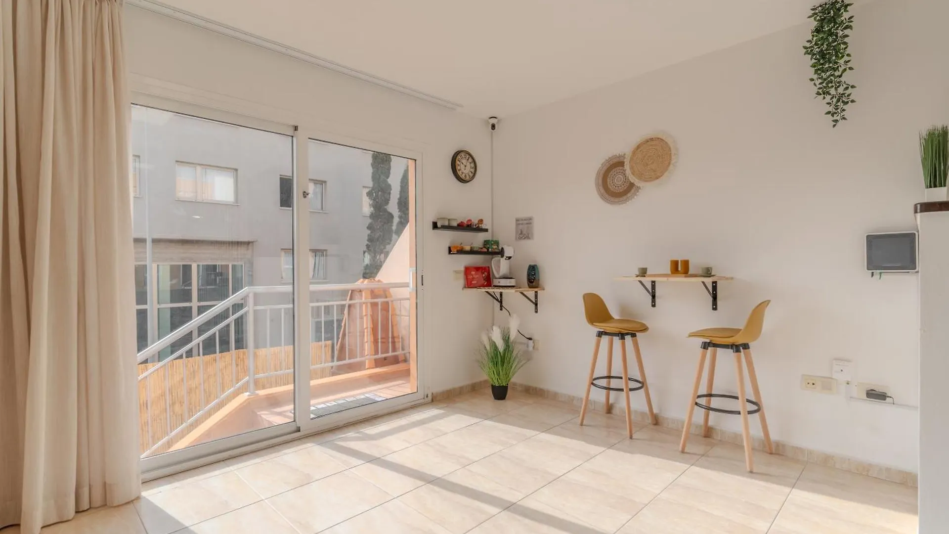 Rooms City San Isidro  Guest house
